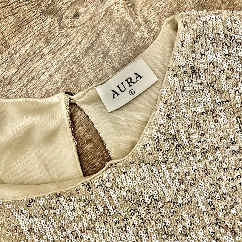 Aura Gold sequin Dress - Picture 3 of 3